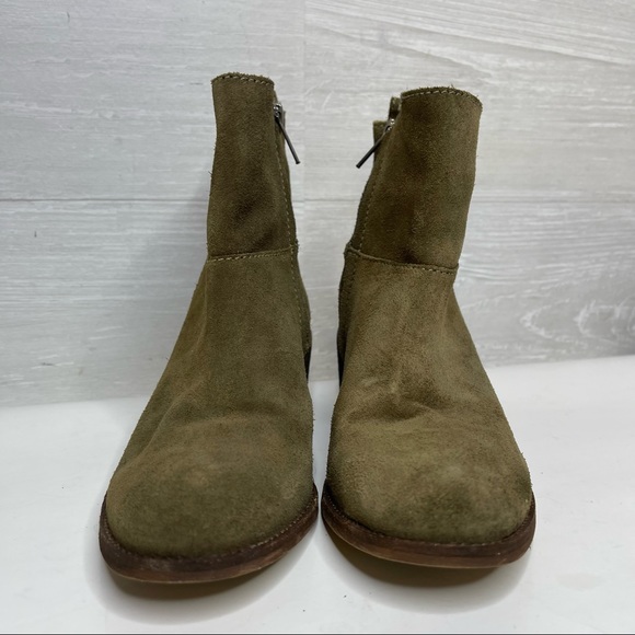Madewell the Perrie B2070 green/moss suede ankle bootie 6 - Picture 13 of 16